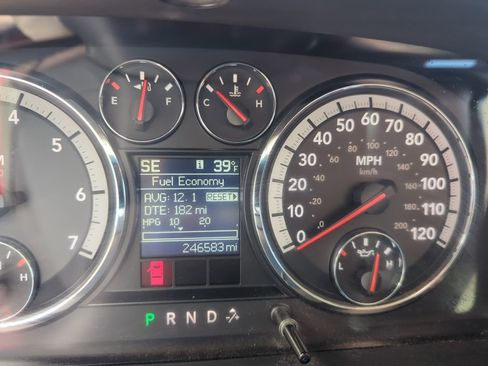 Used 2012 RAM 1500 Big Horn image 40