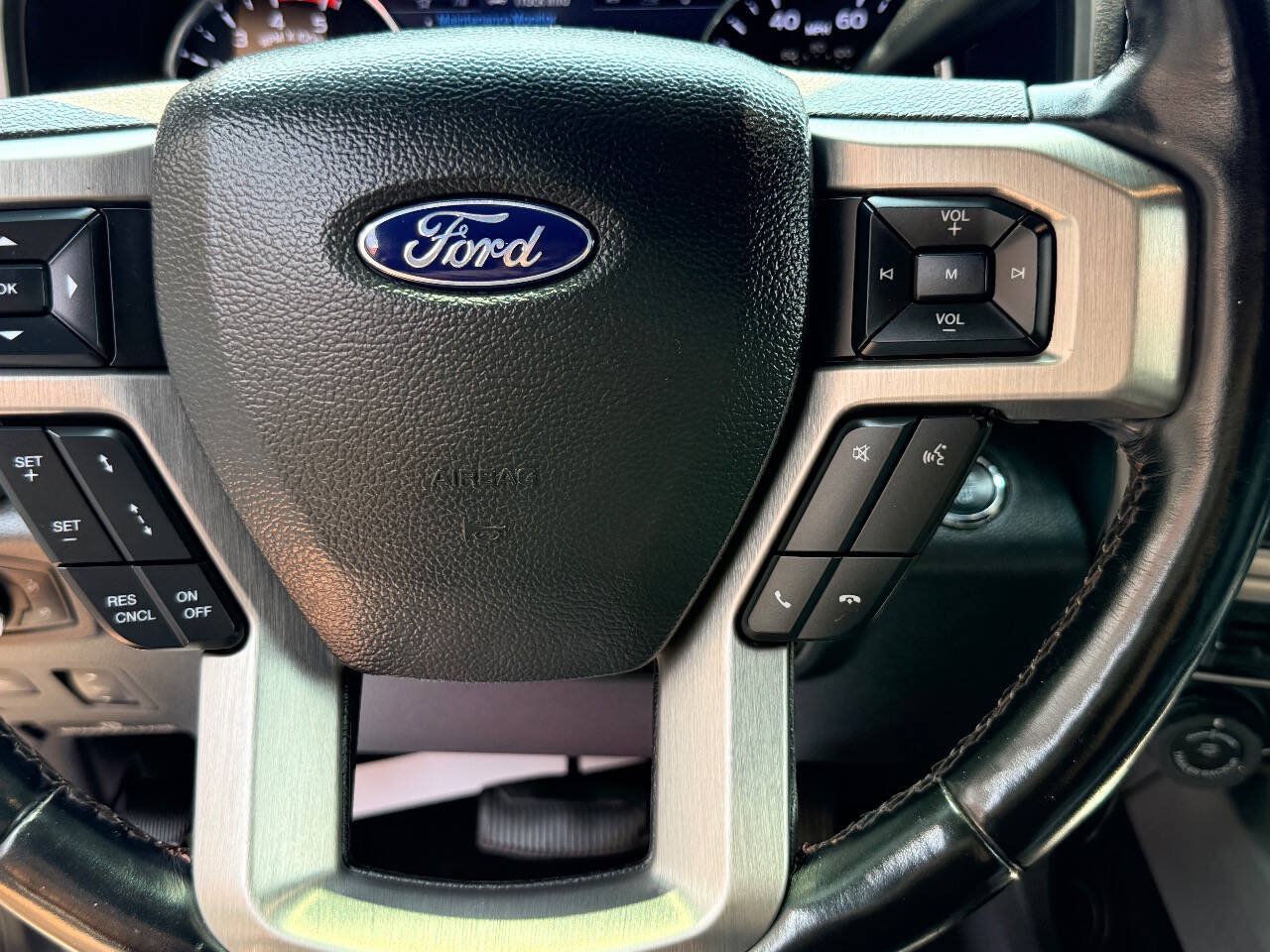 Used 2022 Ford F350 Platinum AWD/4WD image 30
