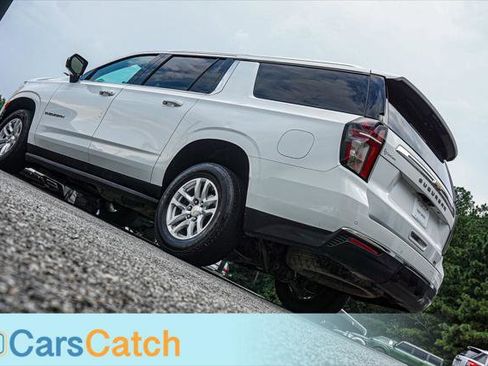 Used 2021 Chevrolet Suburban LT image 5