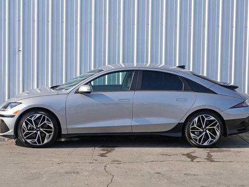 Used 2023 Hyundai Ioniq 6 SEL image 44