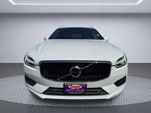 Used 2018 Volvo XC60 T5 Momentum w/ Convenience Package AWD/4WD image 12