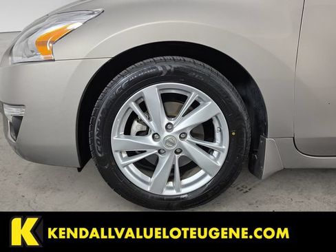 Used 2013 Nissan Altima 2.5 SV w/ 2.5SV Convenience Pkg FWD image 9