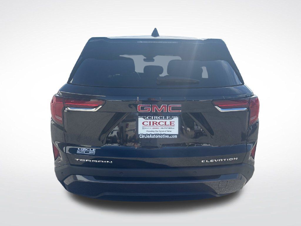 Used 2026 GMC Terrain Elevation FWD image 5