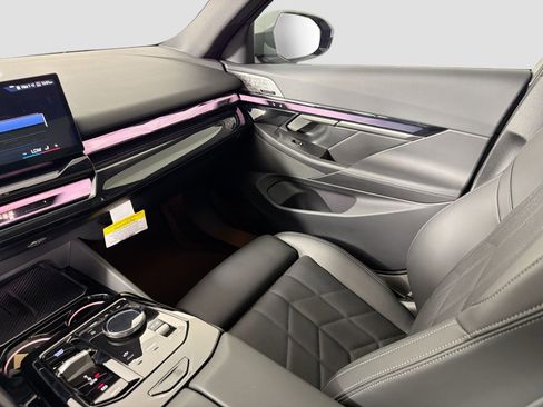 Certified 2025 BMW i5 eDrive40i w/ M Sport Package image 25
