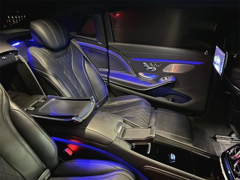 Used 2019 Mercedes-Benz Maybach S 560 4MATIC image 9