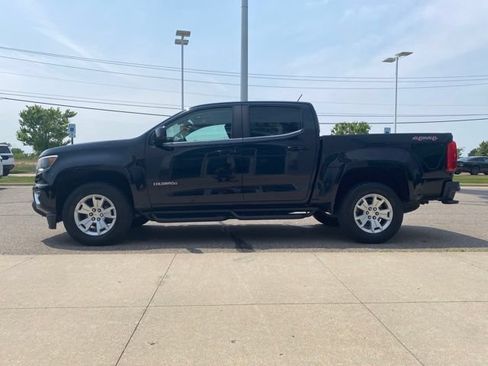 Used 2020 Chevrolet Colorado LT w/ LT Convenience Package AWD/4WD image 8