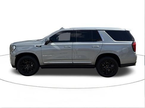 Used 2024 GMC Yukon Denali AWD/4WD image 6