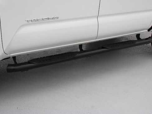 Used 2021 Toyota Tacoma TRD Sport w/ TRD Premium Sport Package image 12