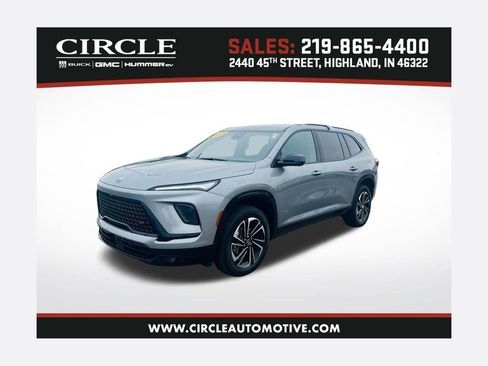 Used 2025 Buick Enclave Sport Touring image 1