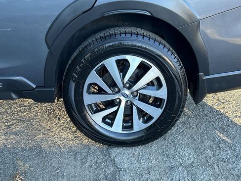 Certified 2023 Subaru Outback Premium AWD/4WD image 11
