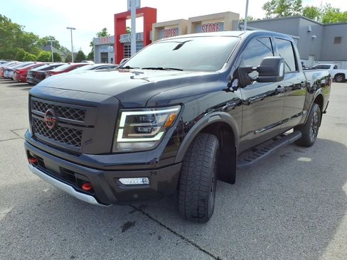Certified 2024 Nissan Titan PRO-4X w/ Pro-4x Convenience Package AWD/4WD image 19