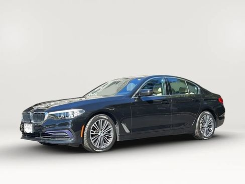 Used 2019 BMW 530i xDrive w/ Convenience Package image 1