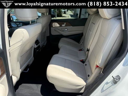 Used 2021 Mercedes-Benz GLS 450 4MATIC image 18