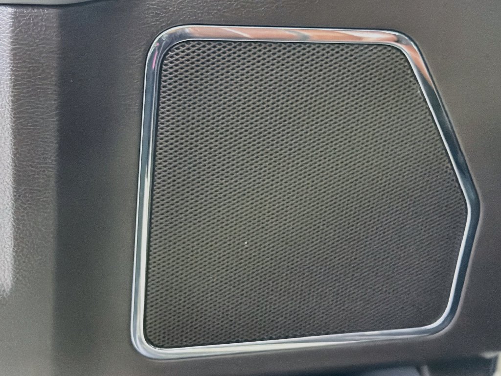 Used 2018 Ford F150 King Ranch w/ Equipment Group 601A Luxury AWD/4WD image 24