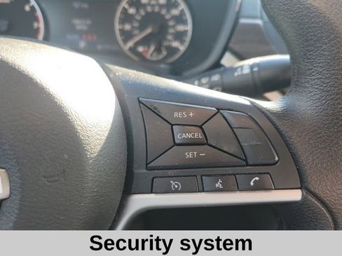 Used 2024 Nissan Altima 2.5 SV image 8