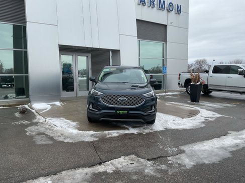 Used 2024 Ford Edge SEL w/ Convenience Package image 9