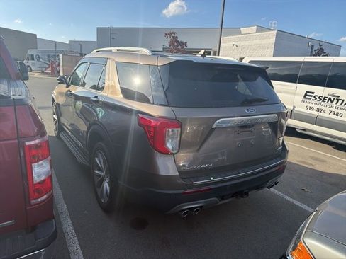 Used 2021 Ford Explorer Platinum w/ Equipment Group 601A image 12