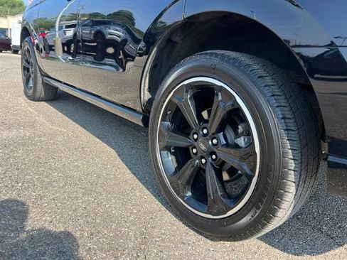 Certified 2023 Ford Expedition Limited AWD/4WD image 28