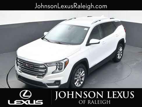 Used 2022 GMC Terrain SLT w/ Infotainment Package II FWD image 25