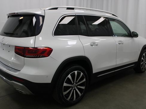 Used 2021 Mercedes-Benz GLB 250 image 5