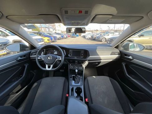 Used 2021 Volkswagen Jetta S image 15