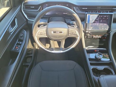 Used 2024 Jeep Grand Cherokee L Laredo w/ Trailer Tow Package image 18