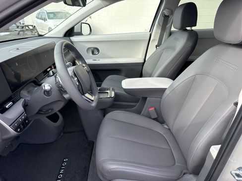 Certified 2025 Hyundai Ioniq 5 SEL image 22