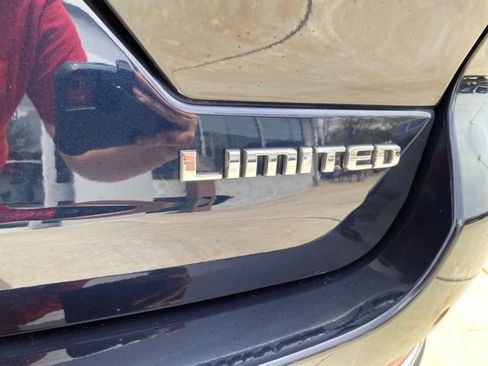 Used 2023 Jeep Grand Cherokee Limited AWD/4WD image 6