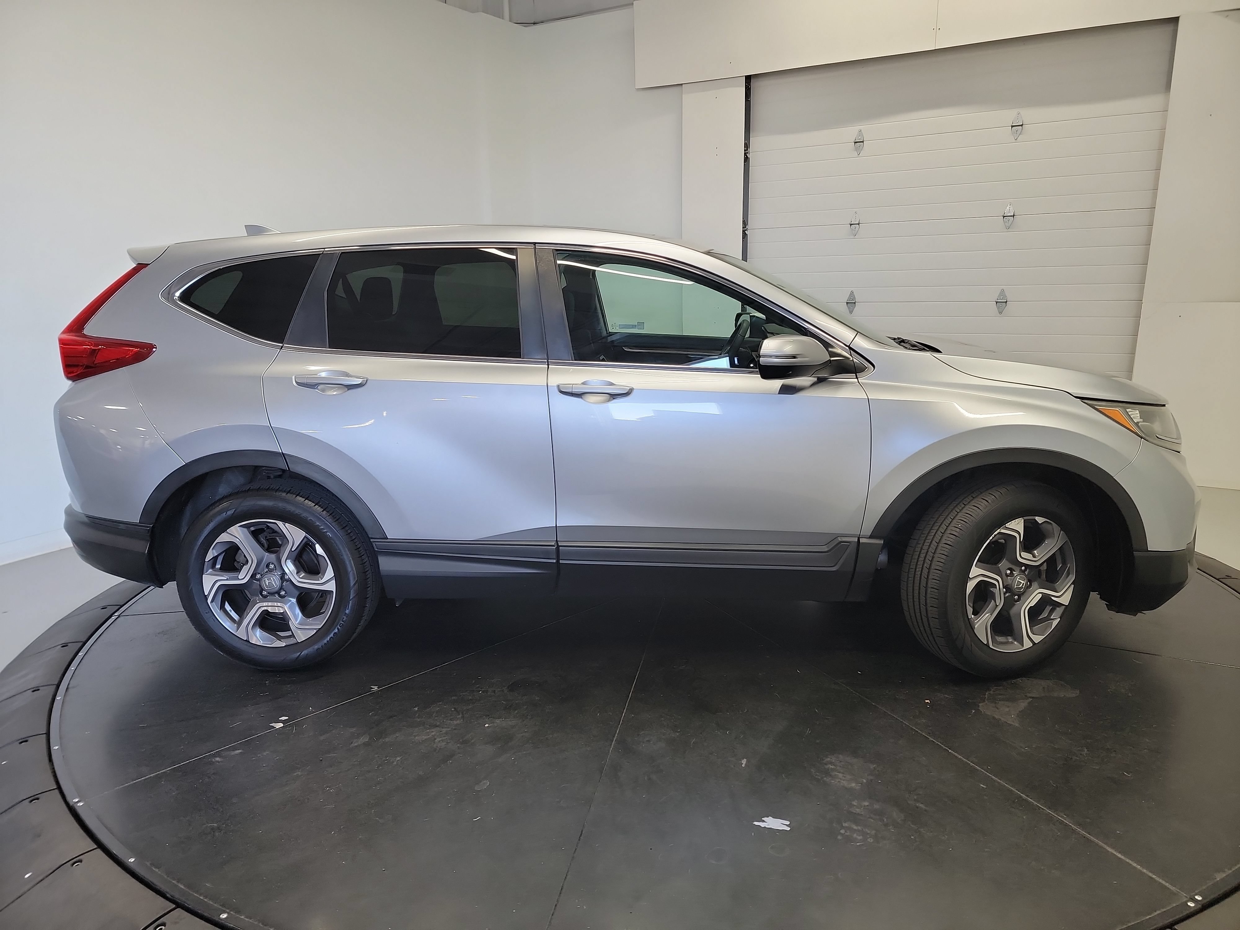 Used 2018 Honda CR-V EX image 11