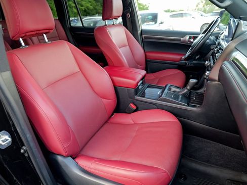 Used 2023 Lexus GX 460 Premium AWD/4WD image 39