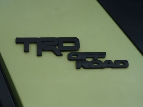 Used 2023 Toyota 4Runner TRD Off-Road Premium AWD/4WD image 20