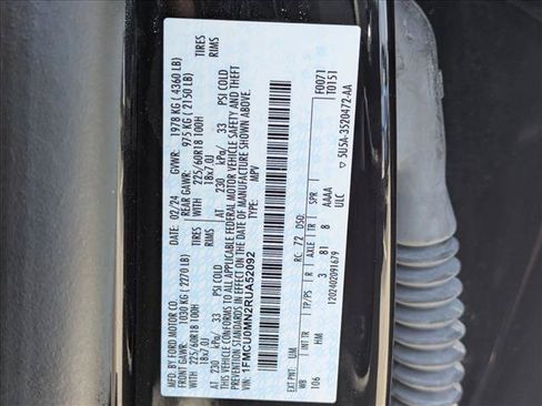 Certified 2024 Ford Escape ST-Line FWD image 24