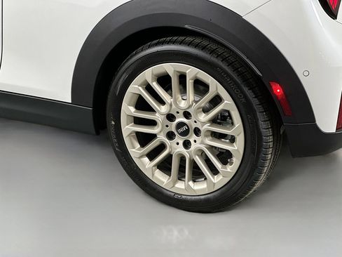 Used 2025 MINI Cooper S image 29