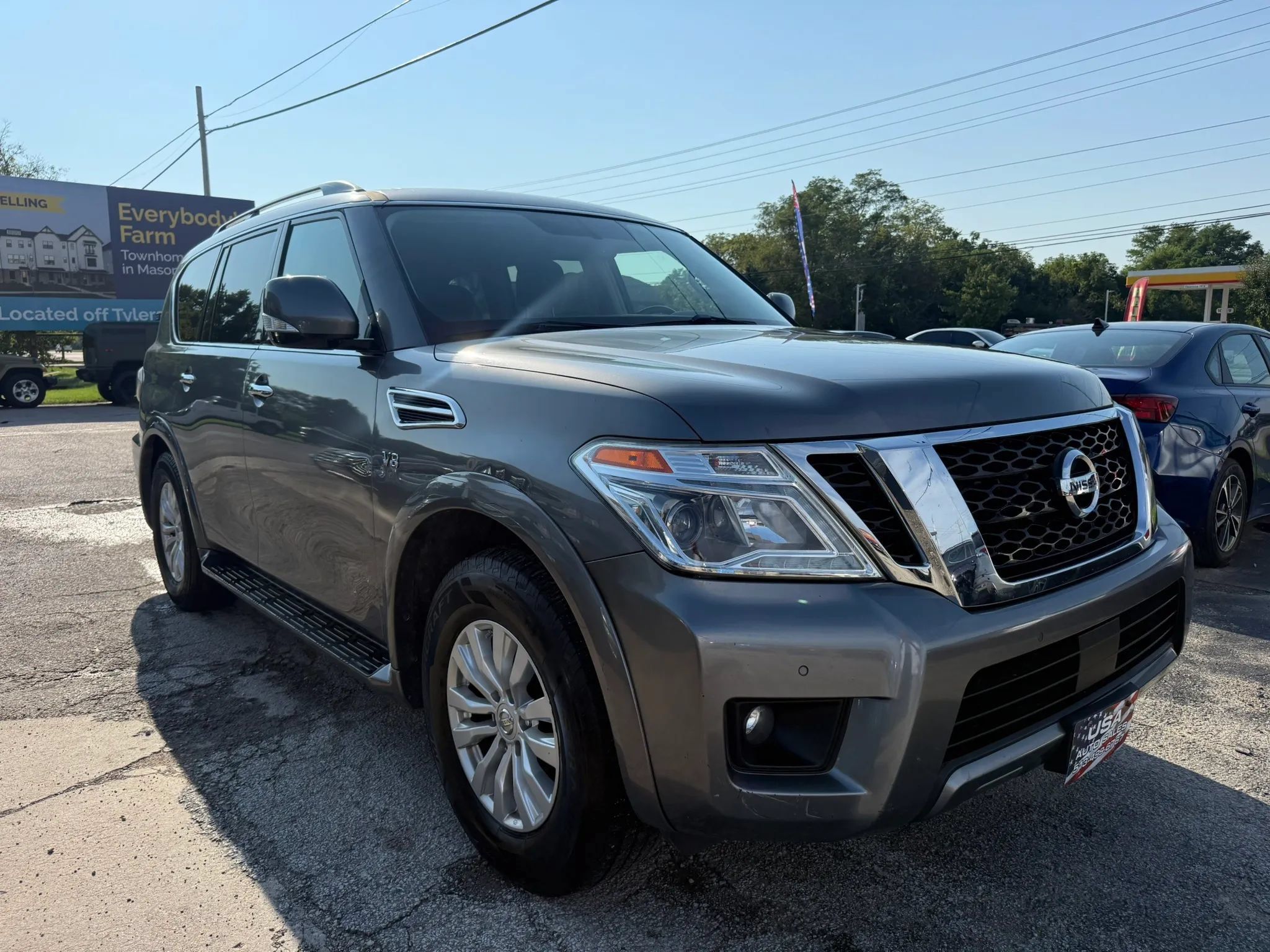 Used 2019 Nissan Armada SV w/ Driver Package AWD/4WD image 4