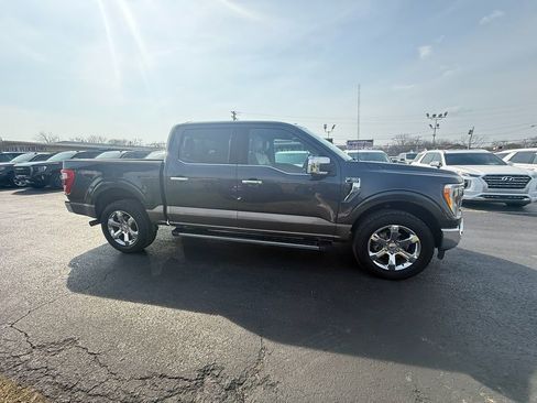 Used 2021 Ford F150 Lariat image 2