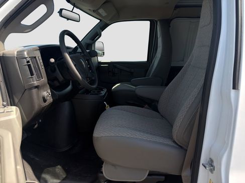 New 2026 Chevrolet Express 2500 w/ Driver Convenience Package RWD image 9