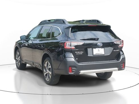 Used 2022 Subaru Outback Limited image 3