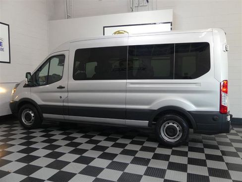 Used 2018 Ford Transit 350 XL image 6