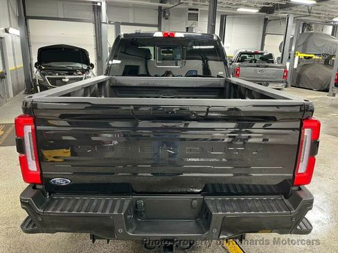 Used 2026 Ford F250 Platinum w/ FX4 Off-Road Package image 6
