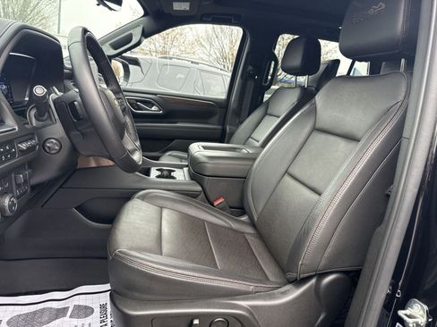 Used 2024 Chevrolet Tahoe High Country w/ Advanced Technology Package image 12