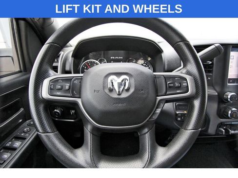 Used 2024 RAM 2500 Tradesman w/ Chrome Appearance Group AWD/4WD image 14