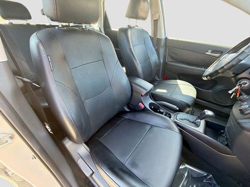 Used 2012 Hyundai Elantra SE image 14