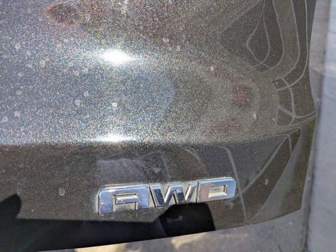 Used 2019 GMC Acadia Denali AWD/4WD image 30