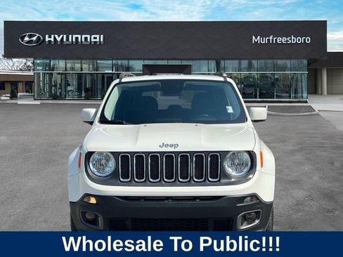 Used 2015 Jeep Renegade Latitude w/ Popular Equipment Group FWD image 2