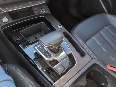 Used 2023 Audi Q5 2.0T Premium w/ Convenience Package image 19