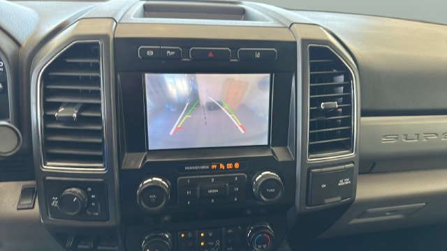 Used 2020 Ford F250 XLT w/ XLT Premium Package AWD/4WD image 12