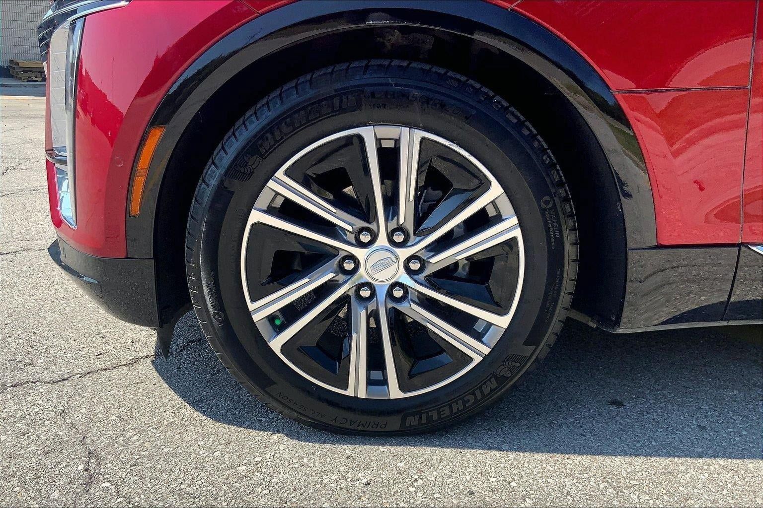 Certified 2024 Cadillac Lyriq Luxury AWD/4WD image 14