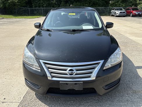 Used 2013 Nissan Sentra SV w/ Driver Pkg FWD image 2