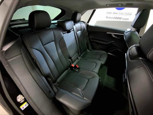 Used 2023 Audi Q8 Prestige image 19