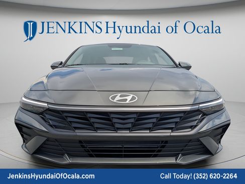 New 2026 Hyundai Elantra SE FWD image 10